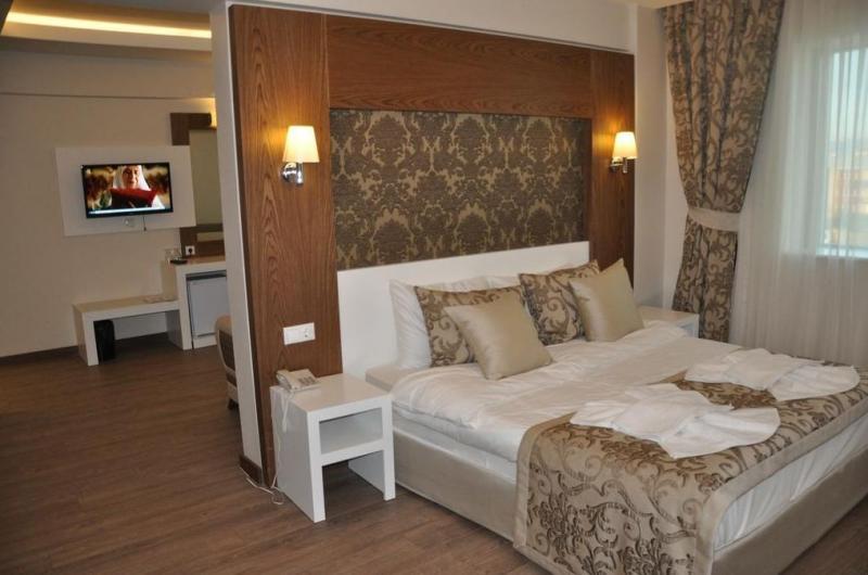 Suite with City View